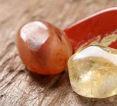 Gelang Carnelian: Pesona Batu Alam yang Menawan