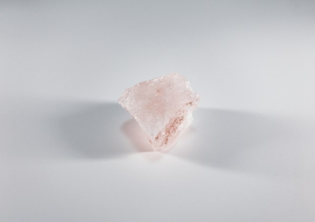 rose quartz love stone