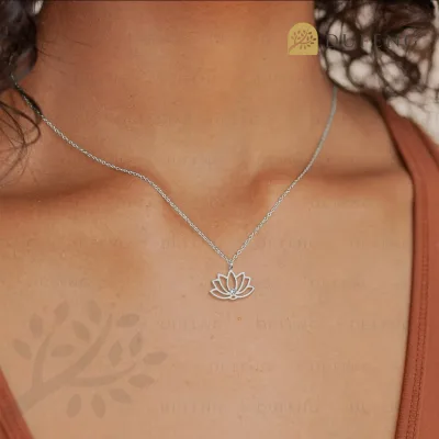 Dufeng - Inner Balance Lotus Necklace - Silver