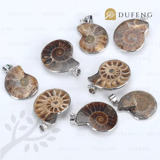 Liontin fosil ammonite 1