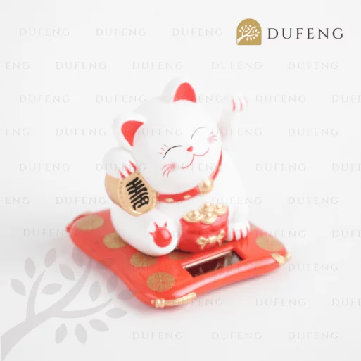 Maneki neko solar sit