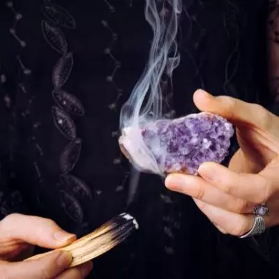 cara cleansing crystal